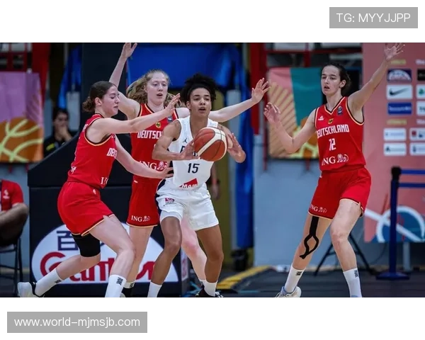 女篮世界杯2026赛事亮点盘点，精彩比赛瞬间回顾与赛事看点全方位解析